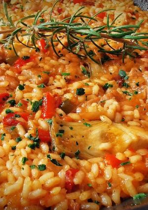 Foto principal de Paella de Magro de cerdo con Alcachofas