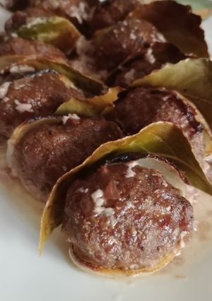 Foto di Polpette alloro e cipolla