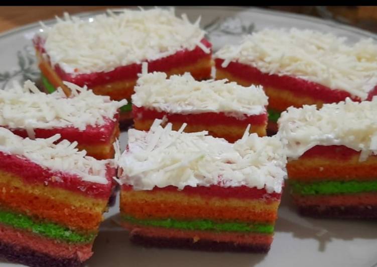 Rainbow cake mini