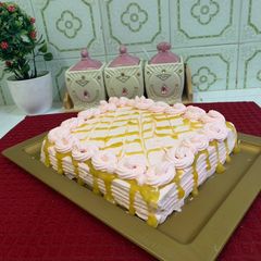 A picture of 15 minutes birthday cake no bake.