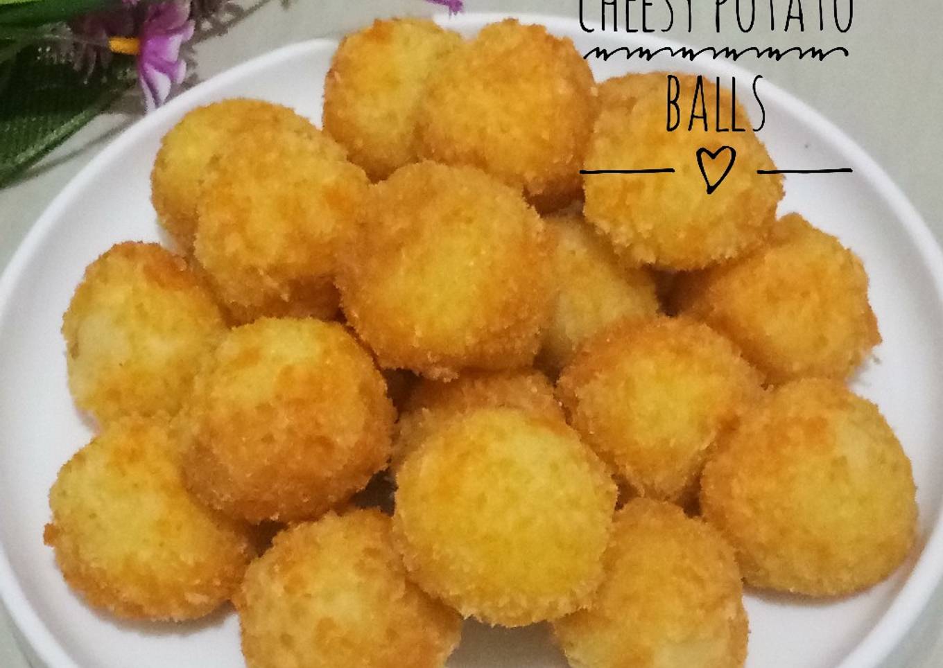 Cheesy Potato Balls