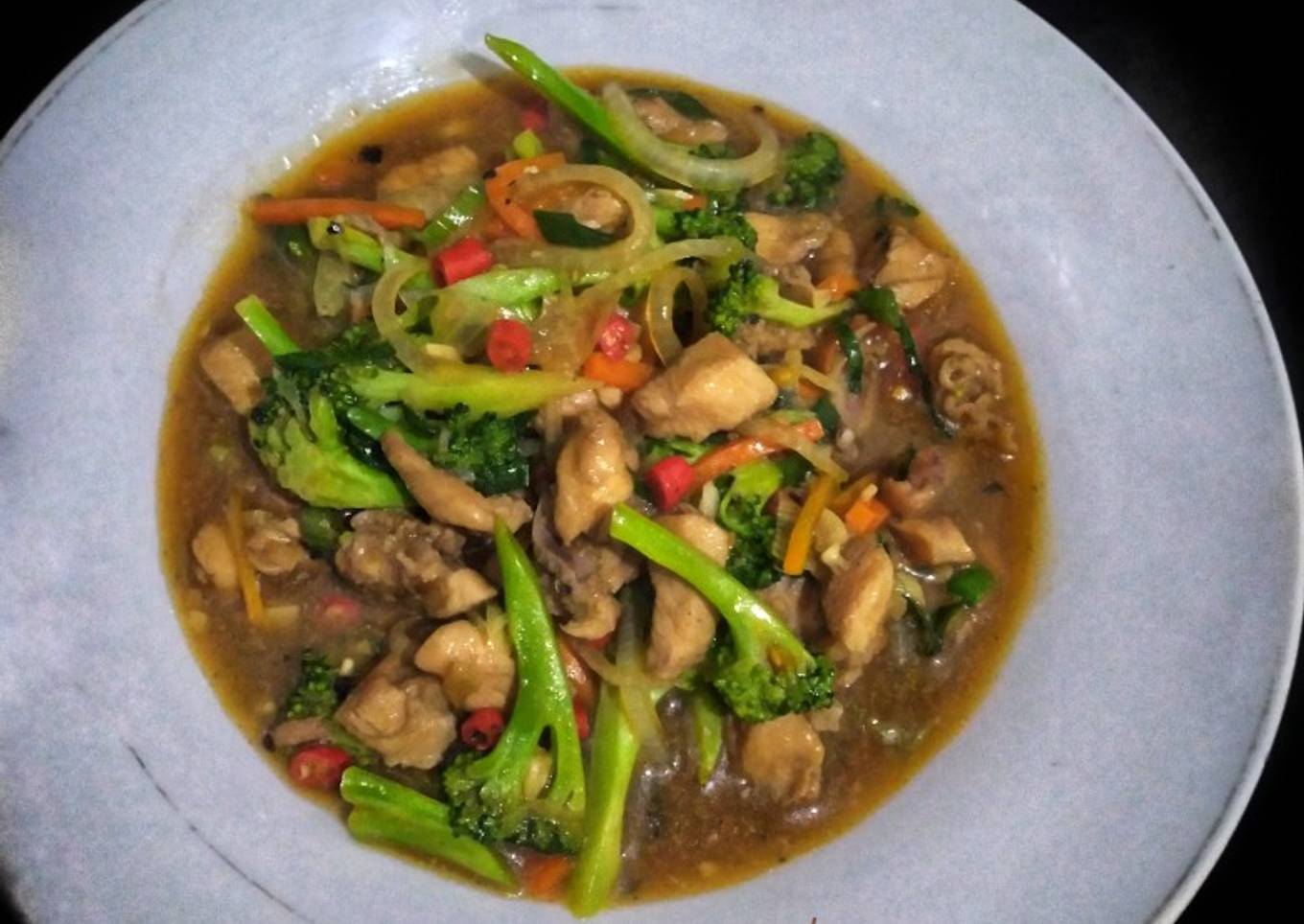 Ayam Brokoli Saus Lada Hitam