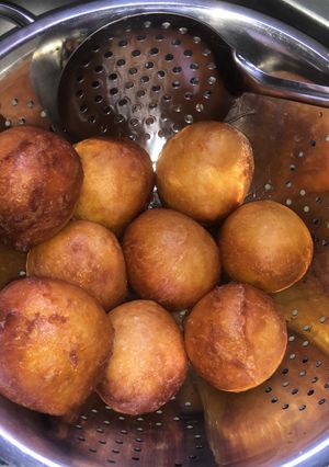 A picture of Big Puff puff for 100 - 110 pieces.