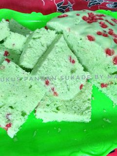 Foto resep Bolu kukus pandan sukade 2 telor(pemula)