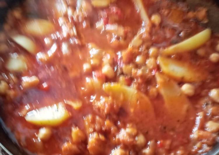 Bacalao, garbanzos y papas