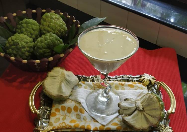 Steps to Make Quick Custard Apple Smoothie Fantasy