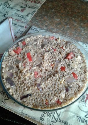 Una foto de Ensalada de cebada perlada y pollo