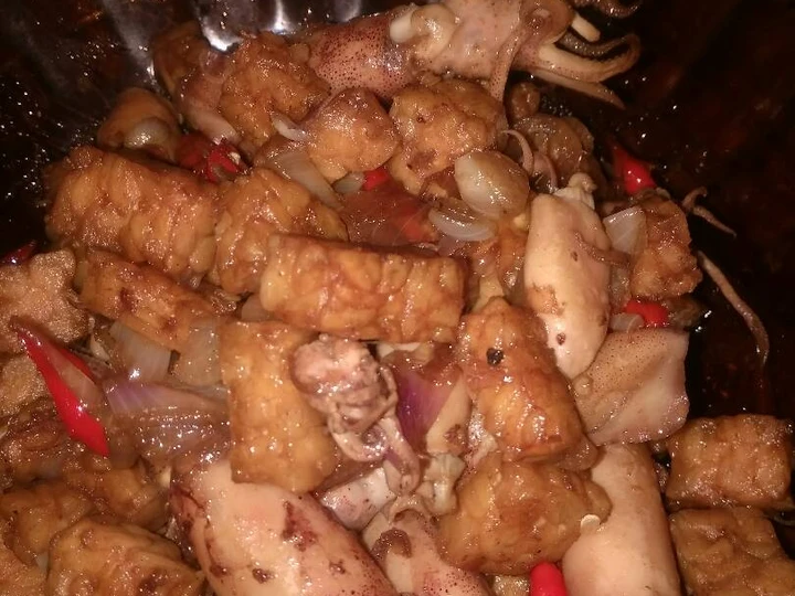 Cara Simple Membuat Resep  Oseng tempe dan cumi asin yang Bisa Manjain Lidah, Lezat