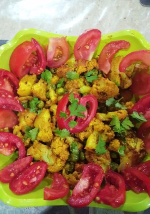 A picture of Cauliflower pea veg.