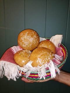 Una foto de Bollos rellenos de queso crema