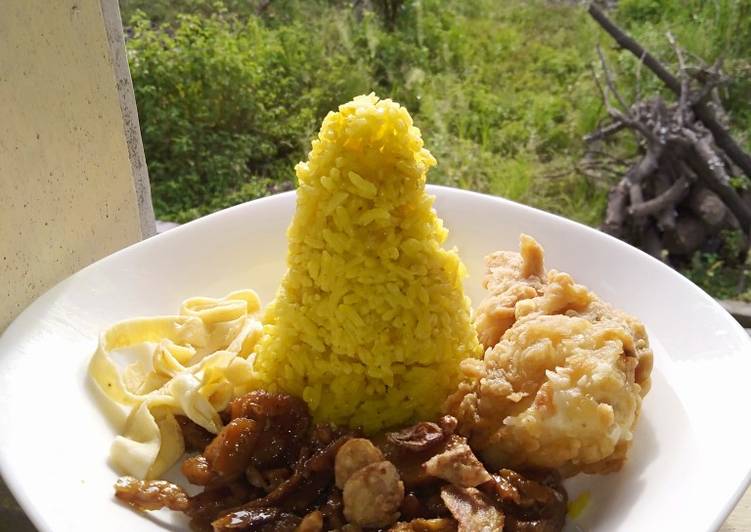 Resep Nasi kuning bumbu ulek oleh Cuanesa Eva Puspita ...