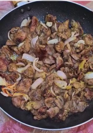 صورة لوصفة قلاية كبدة الدجاج /😋🐔