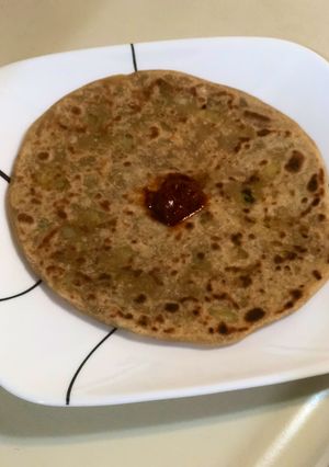 A picture of Aloo(Potato) parata.