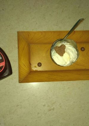 A picture of Vanilla Icecream.