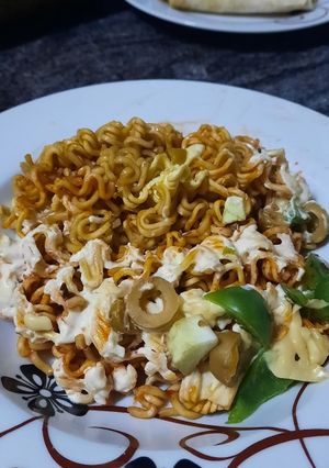 صورة لوصفة صينية الاندومي بالخلطة البيضاء
