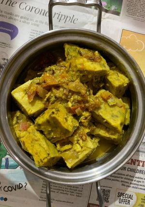 A picture of Methi Gatte Curry.
