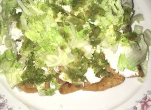 Una foto de Tacos dorados de frijol