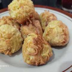 รูปของ Bola bola mie sosis