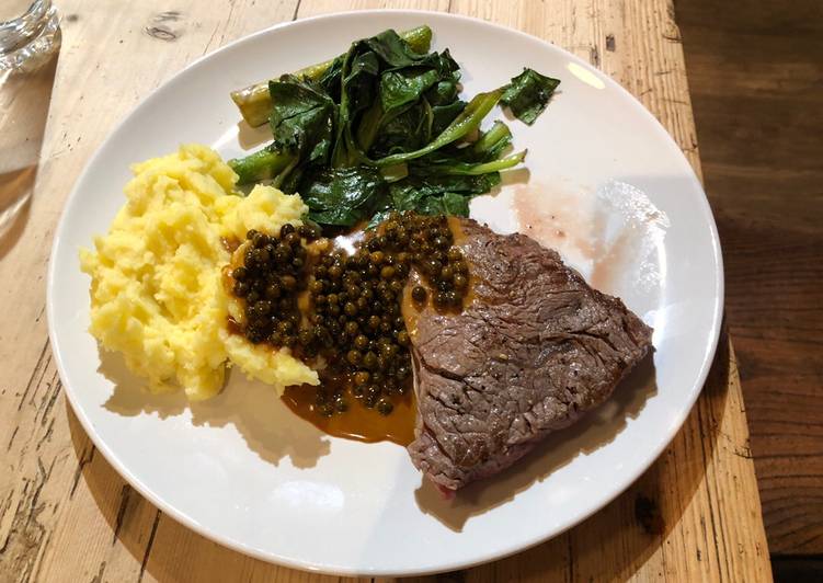 Step-by-Step Guide to Make Homemade Bristol Steak, mash, spinach & asparagus