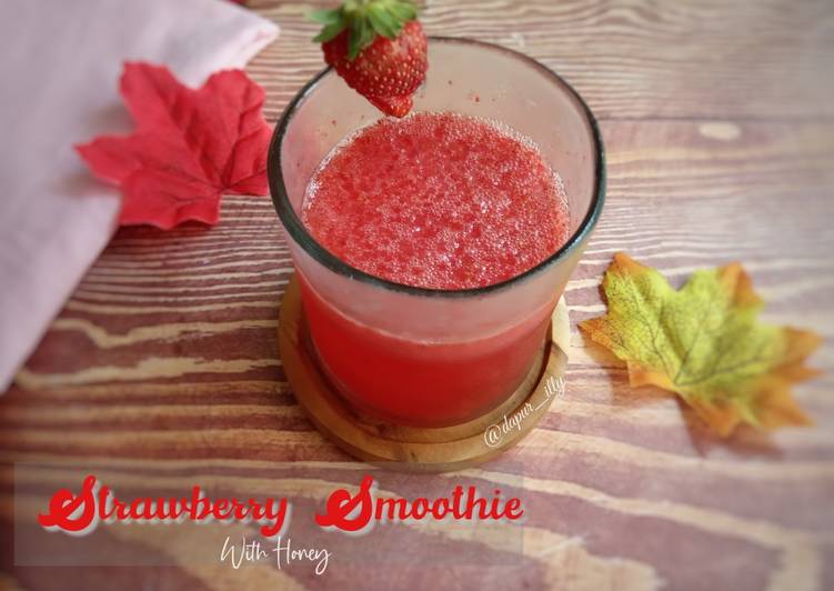 Cara Gampang Membuat STRAWBERRY SMOOTHIE suegerr bgt!! yang Enak Banget