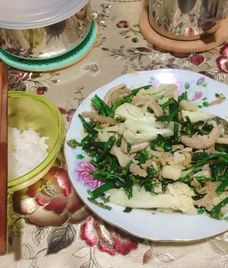 súp lơ xào rau cải