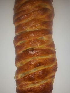 Una foto de Trenza de manzana y pasas