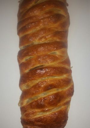 Una foto de Trenza de manzana y pasas