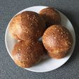 Lisztmentes, magos zsömle (ketogén)