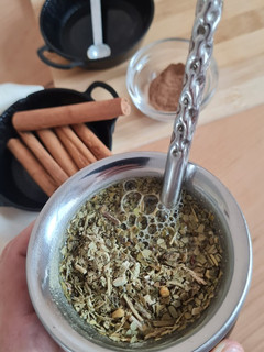 Una foto de Mate "endulzado" con canela🧉🌸
