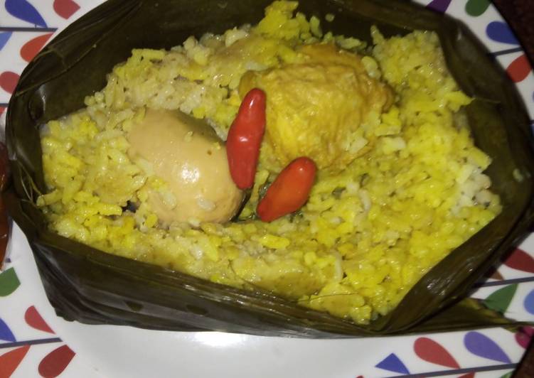 Pepes Nasi Isi Ayam dan Telur ayam