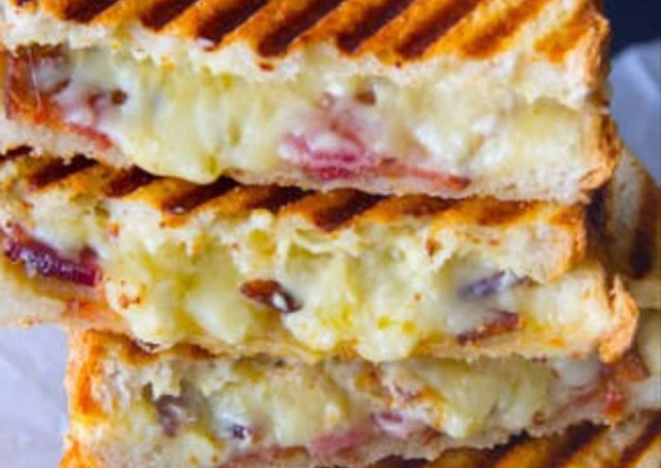 Veg grilled sandwich