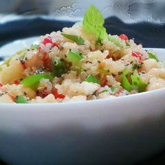 A picture of Quinoa Salad with Chick peas.