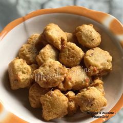 A picture of Yam fritters (kosan doya).
