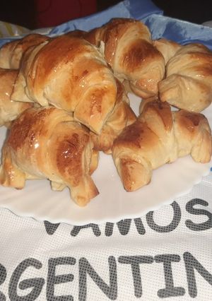 Una foto de Medialunas de Manteca🥐