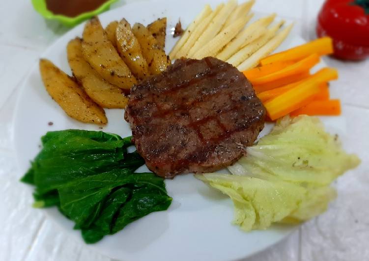 Rahasia Menghidangkan 32. Tenderloin Steak barbeque sauce Anti Ribet!