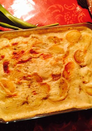 صورة لوصفة دجاج بالبطاطا بصوص البشاميل