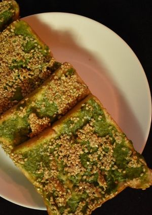 A picture of Prawn toast.