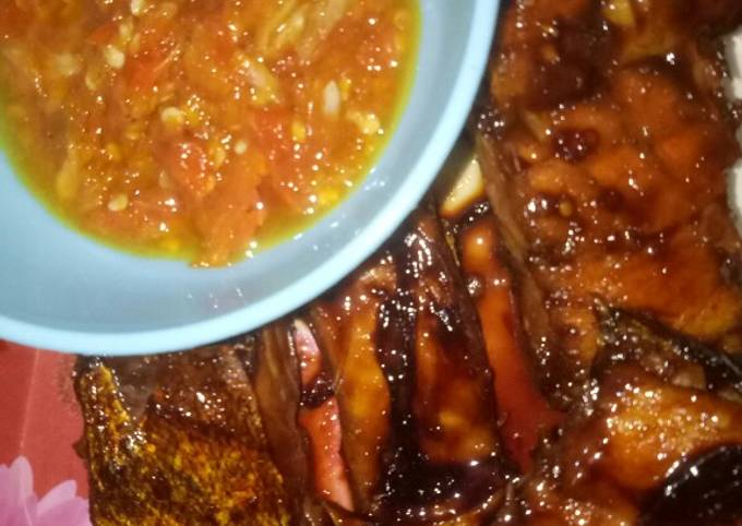 Resep Kakap bakar bumbu petis plus sambal bawang, Bisa Manjain Lidah