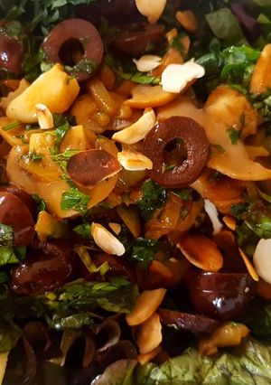 Una foto de Ensalada mediterránea "mi versión"