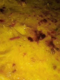 صورة لوصفة كيش بالخضار 🥕🧀🍗🥚