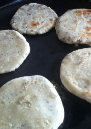 Una foto de Gordas  de canela y nata