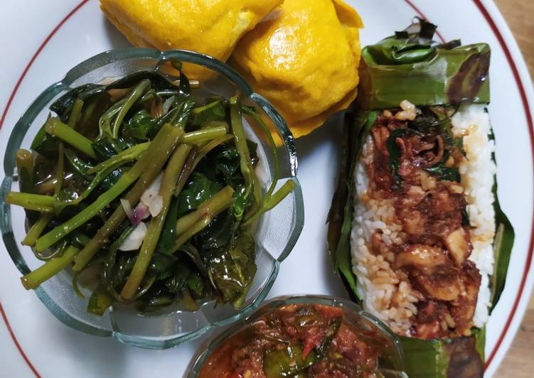 Nasi bakar cumi