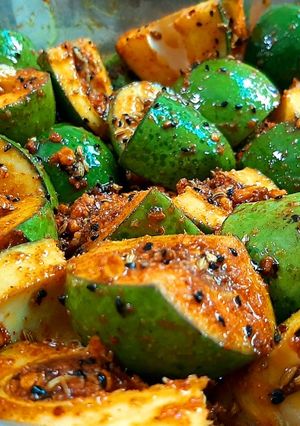 A picture of MANGO PICKLE🥭❤.