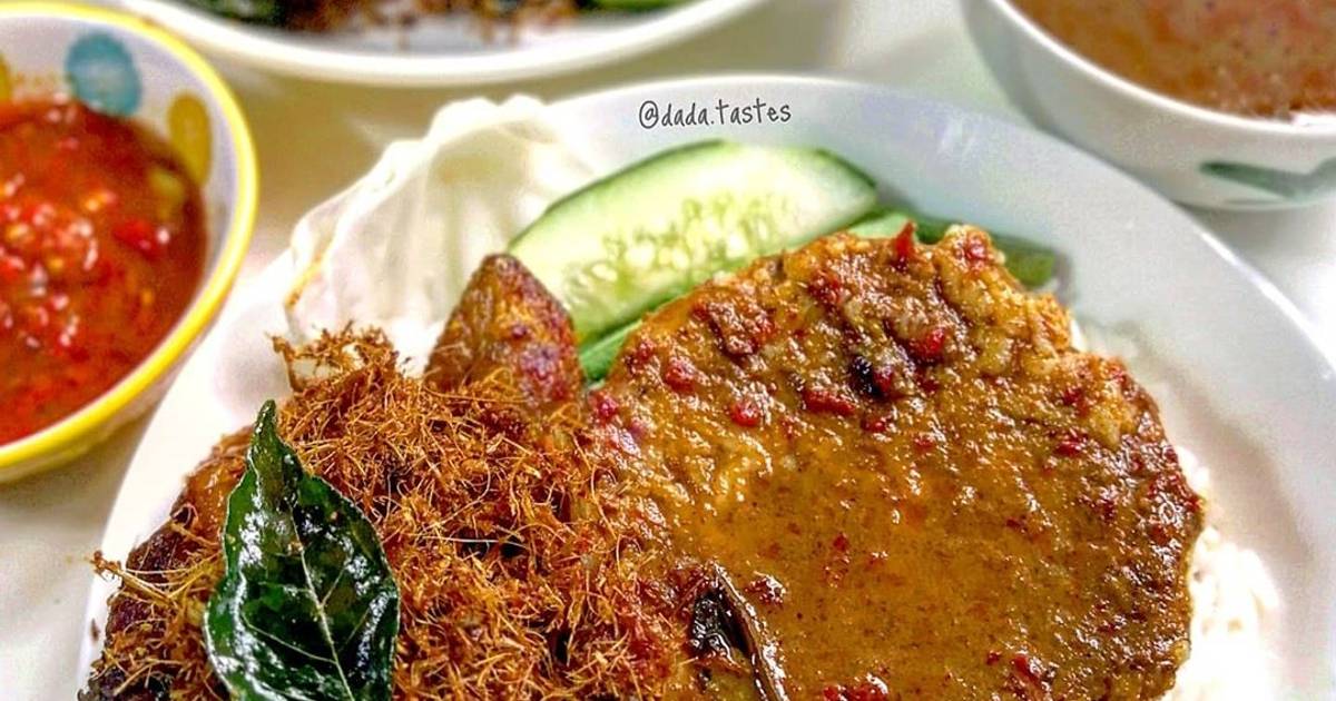 Nasi Kukus Ayam Berempah