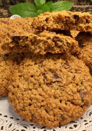 Foto principal de Cookies de avena integral y chocolate, sin gluten, sin lactosa