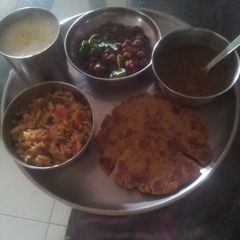 A picture of Palak makki ki roti.