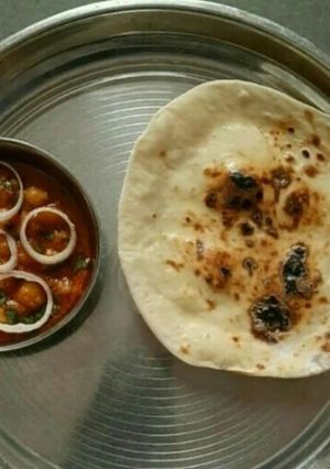 A picture of Masala chola.