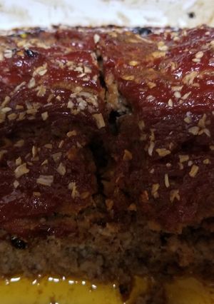 A picture of Simple meat loaf.