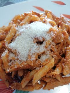 Una foto de 206. Macarrones con salsa boloñesa / Thermomix
