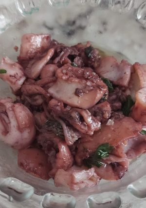 Una foto de Calamares 🦑 al Ajillo 🧄 en Robot Taurus Foodie